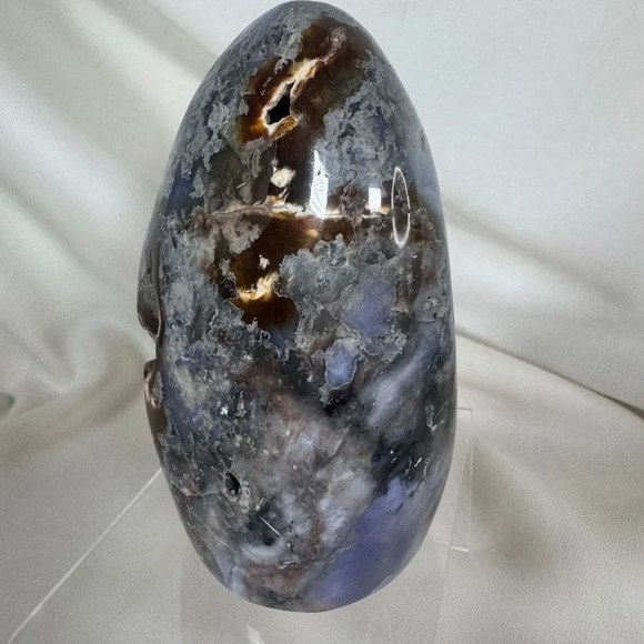 Violet Agate from Madagascar - Picture 5 of 6
